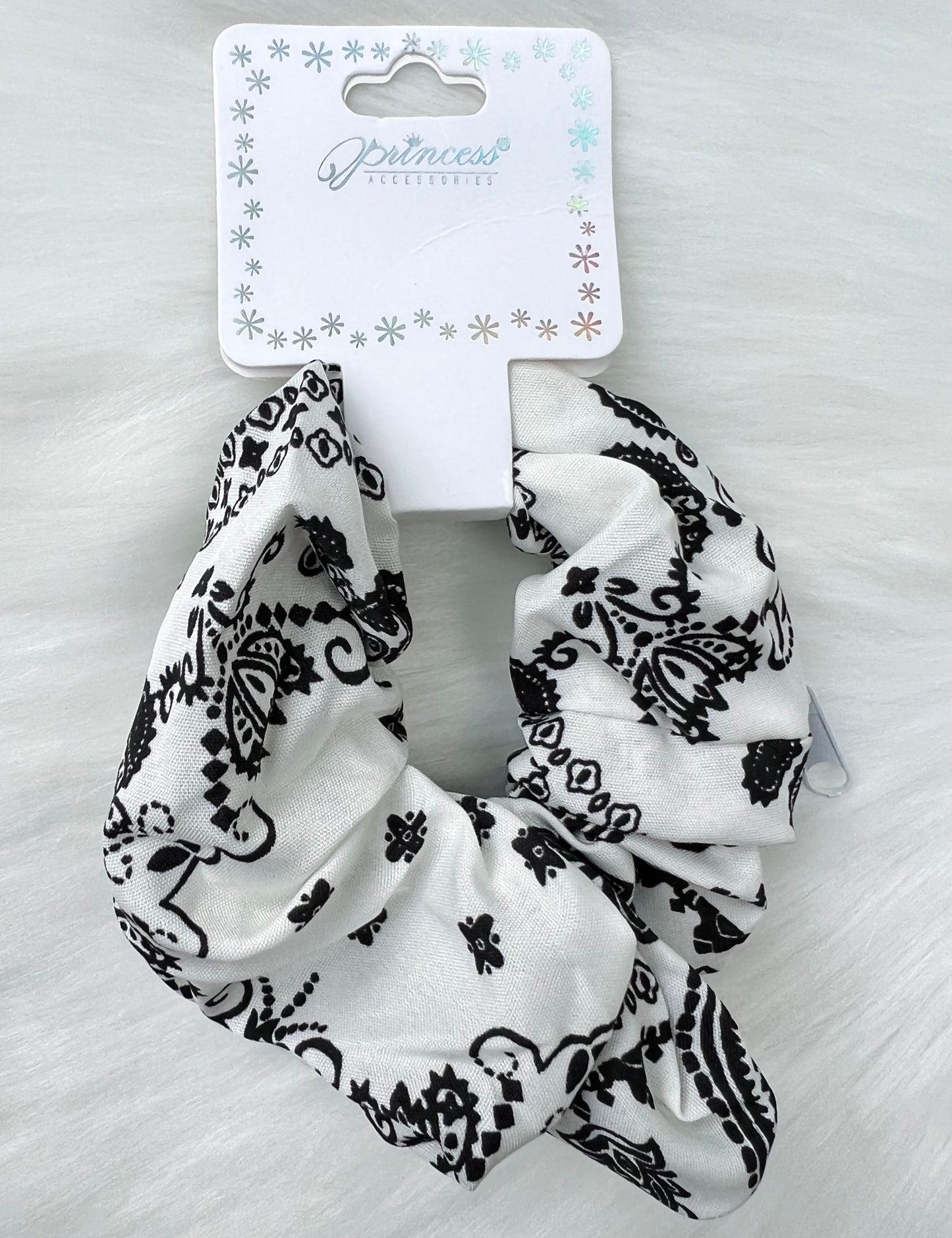 Bandana Zipper Pocket Scrunhie