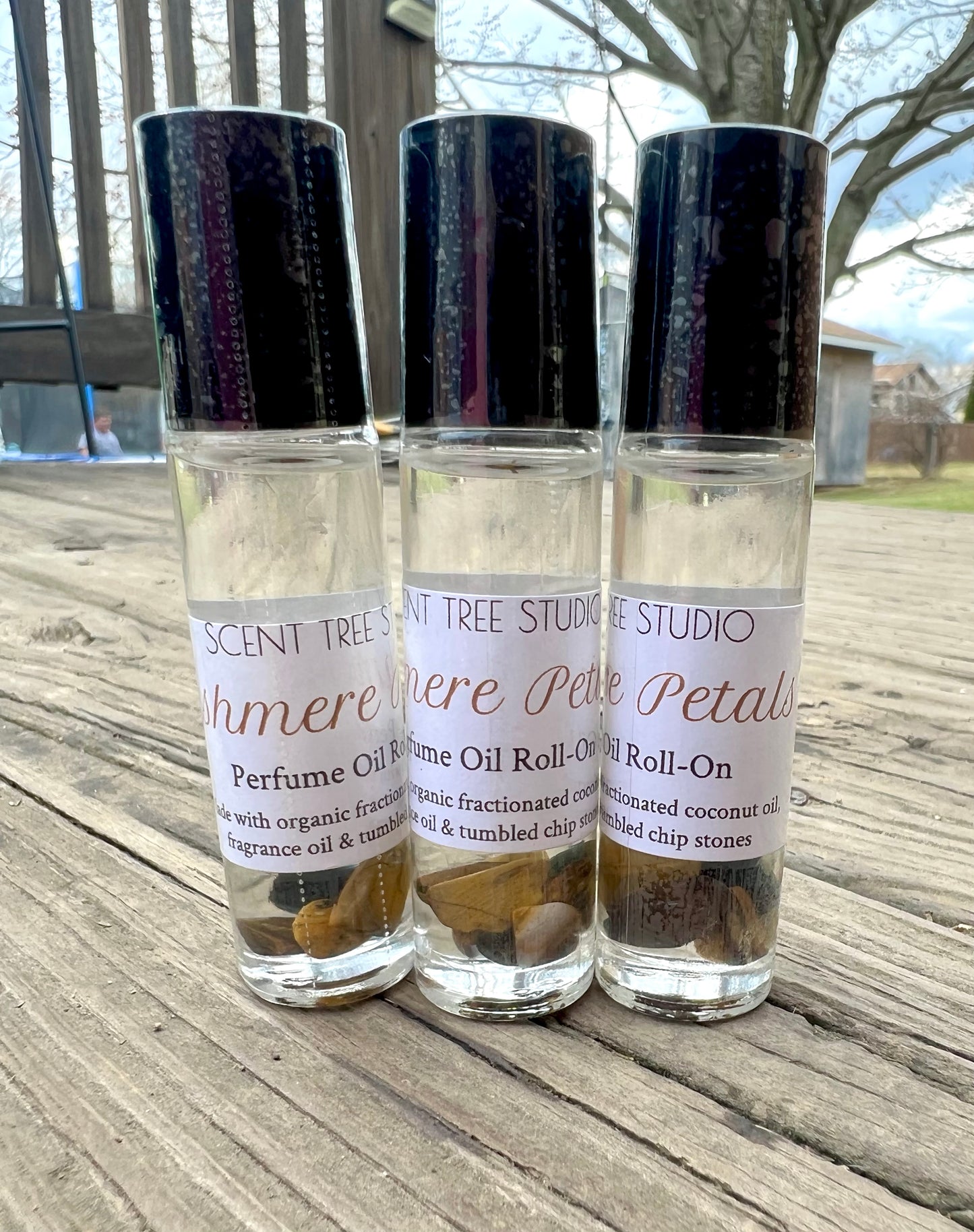 Cashmere Petals Perfume Oil Roll-On - Scent Tree Studio