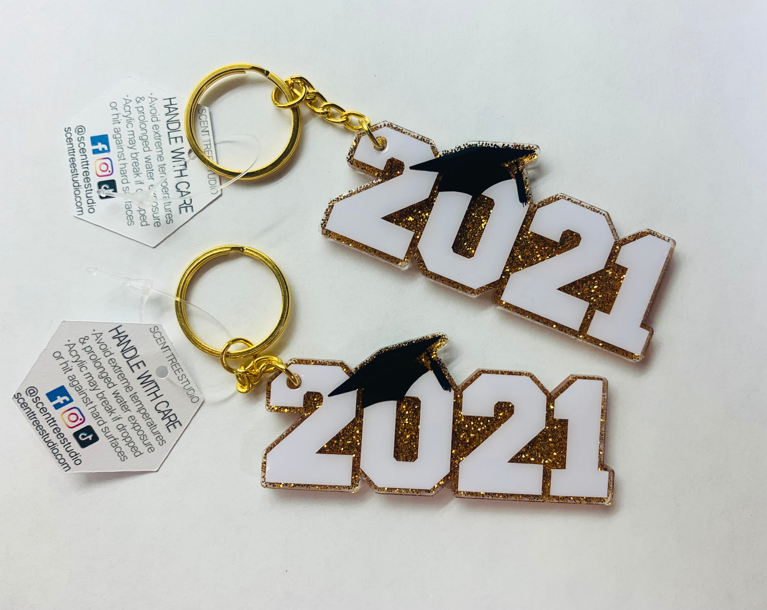 2021 Graduate Keychain - 3 Inch - Scent Tree Studio